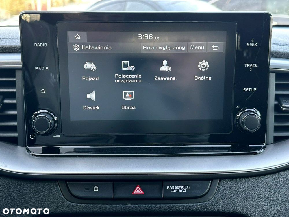 Kia Ceed - 27
