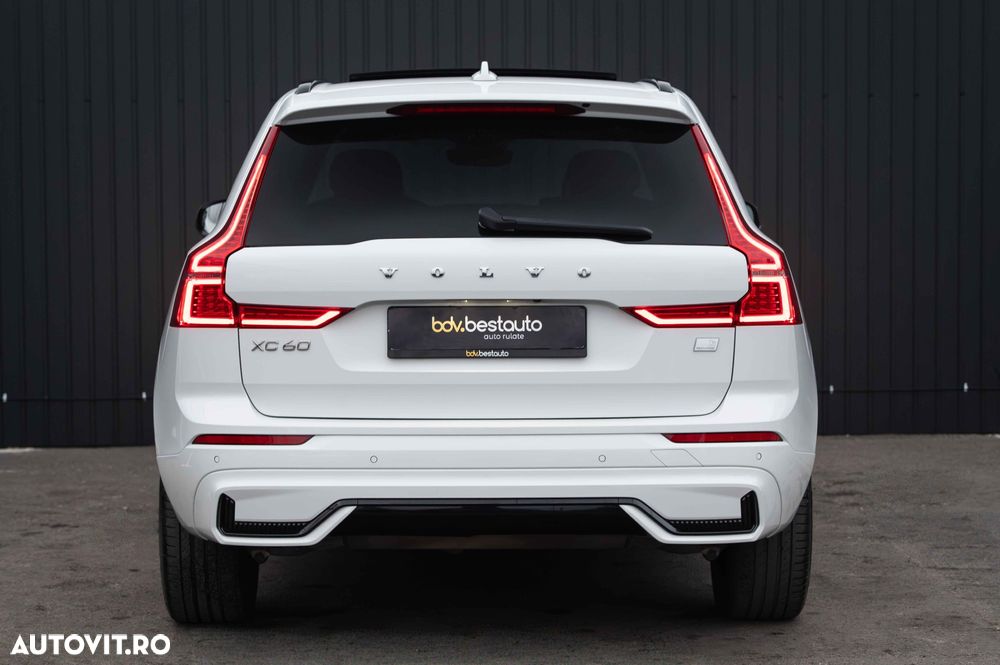 Volvo XC 60 Recharge T6 Twin Engine eAWD R-Design Expression - 10