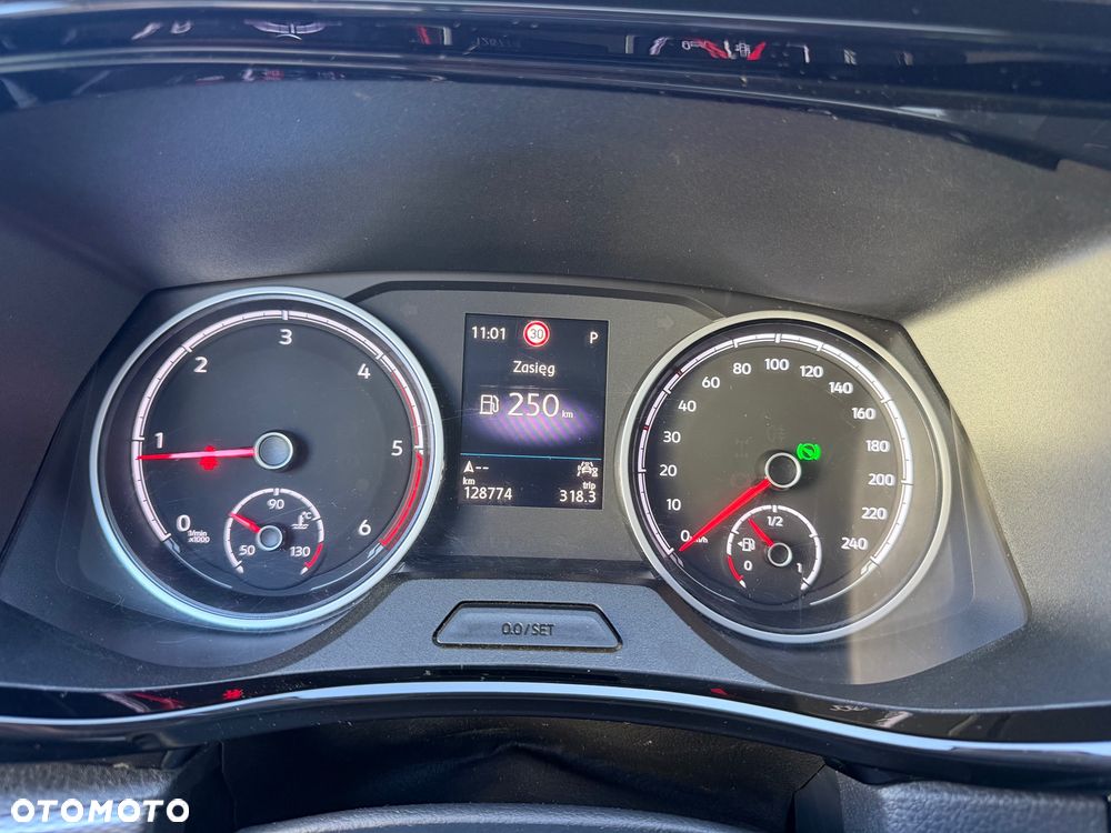 Volkswagen Multivan 2.0 TDI L1 Generation SIX 4Motion DSG - 26