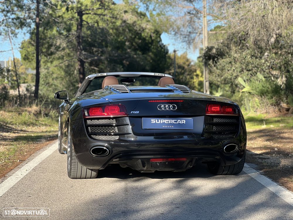 Audi R8 Spyder - 17