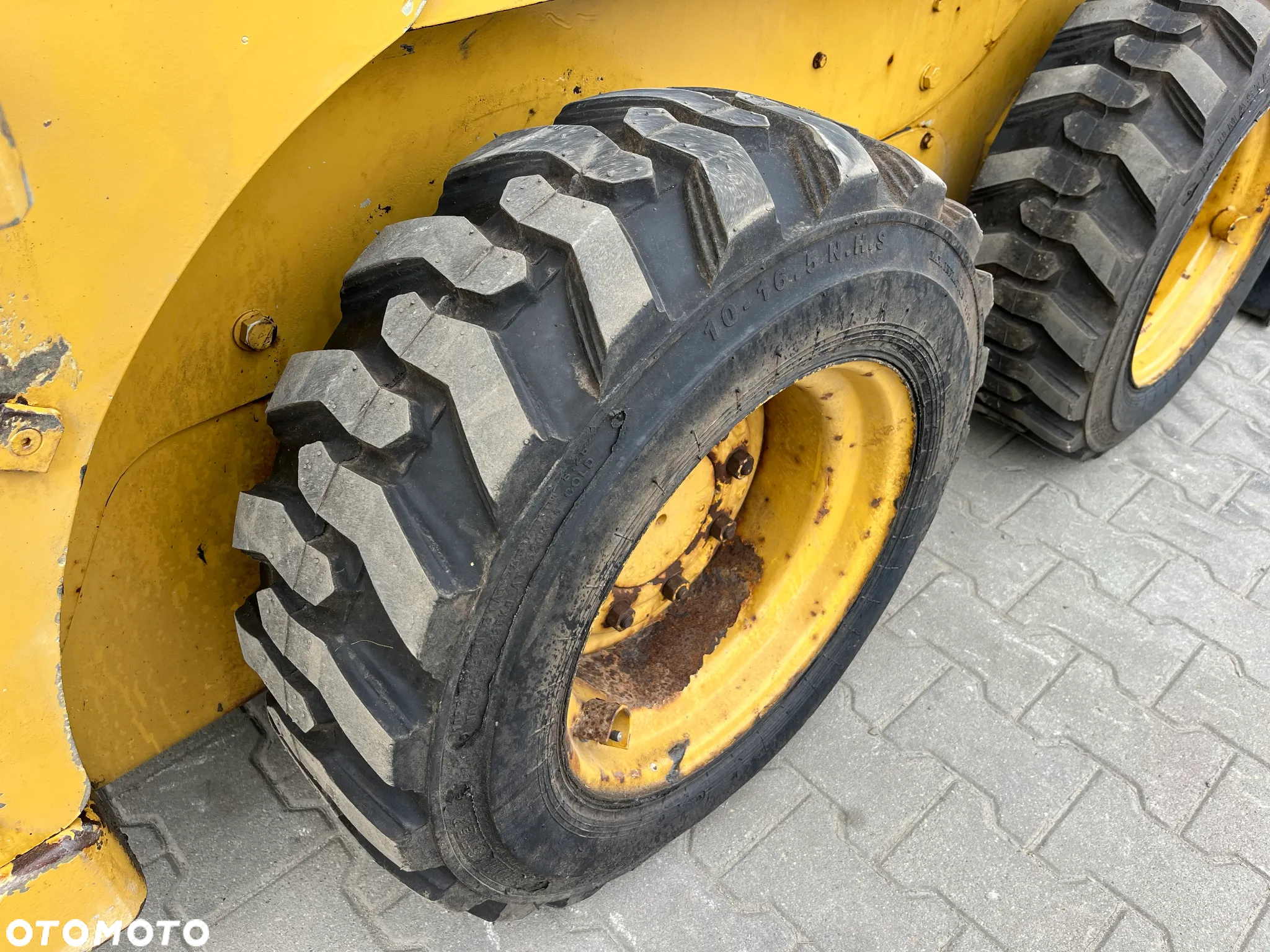 Caterpillar 226 B3 - 14
