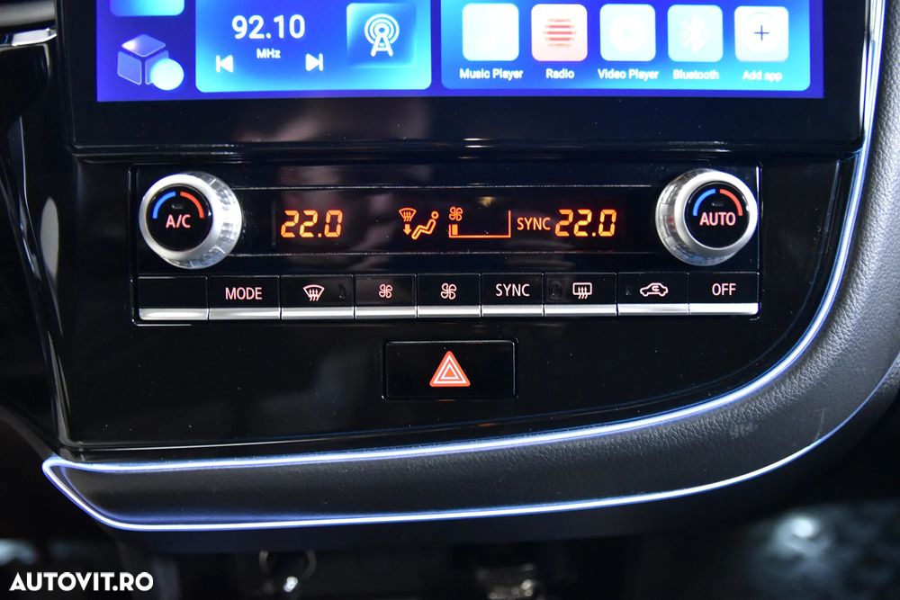 Mitsubishi Outlander - 19