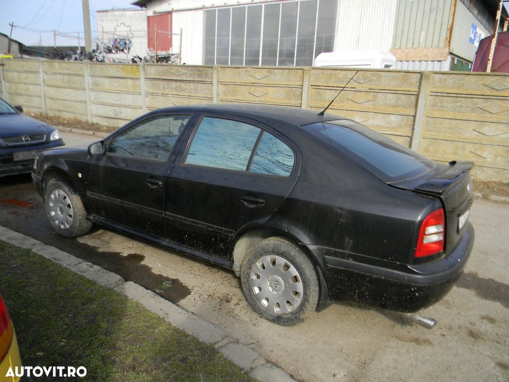 Dezmembrari  Skoda OCTAVIA 1 (1U)  1996  > 2010 1.6 Benzina - 3