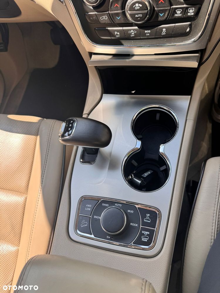 Jeep Grand Cherokee 3.0 CRD Overland - 17