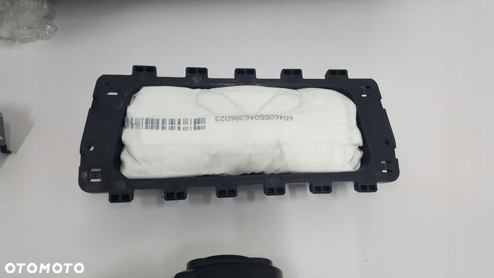 BMW G11 G12 DESKA ROZDZIELCZA KONSOLA KOKPIT PULPIT PODUSZKI AIRBAG AIR BAG PASY KIT SET - 11