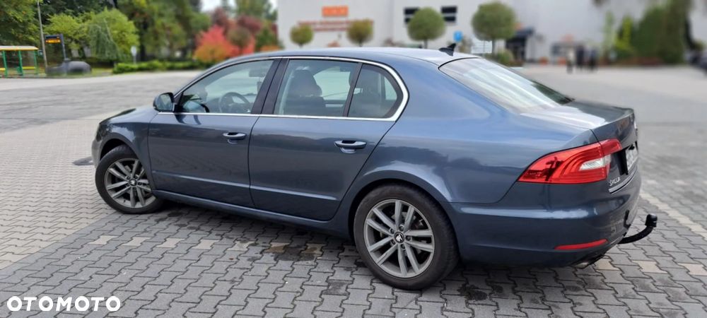 Skoda Superb 2.0 TDI Ambition - 3