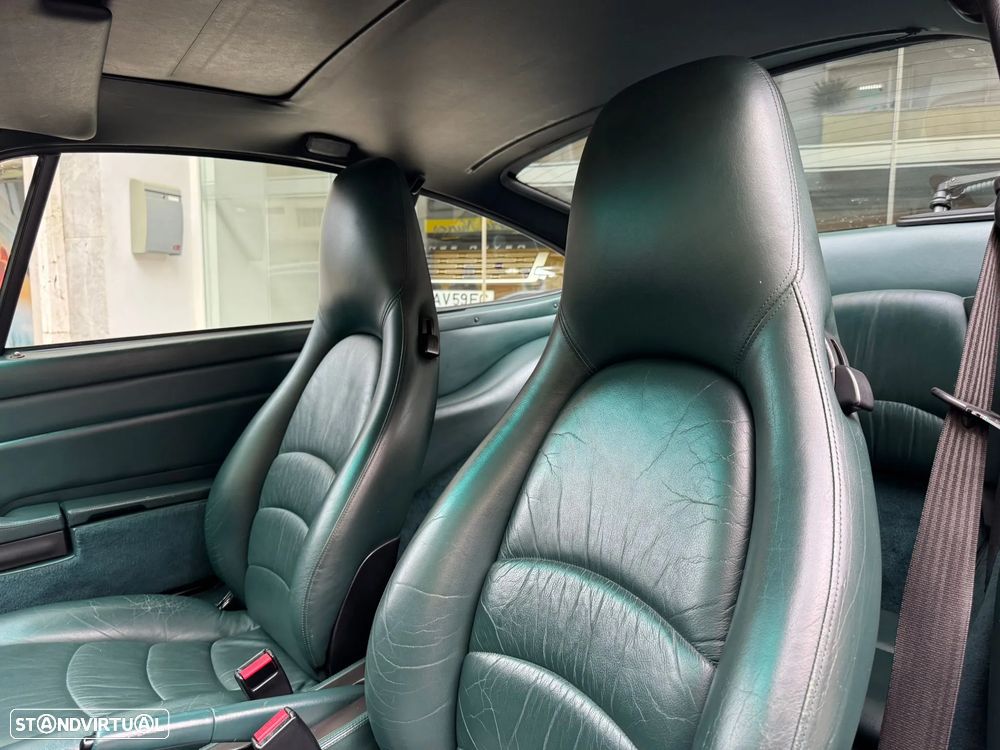 Porsche 911 (993) Coupé 3.6 Carrera 4 - 3