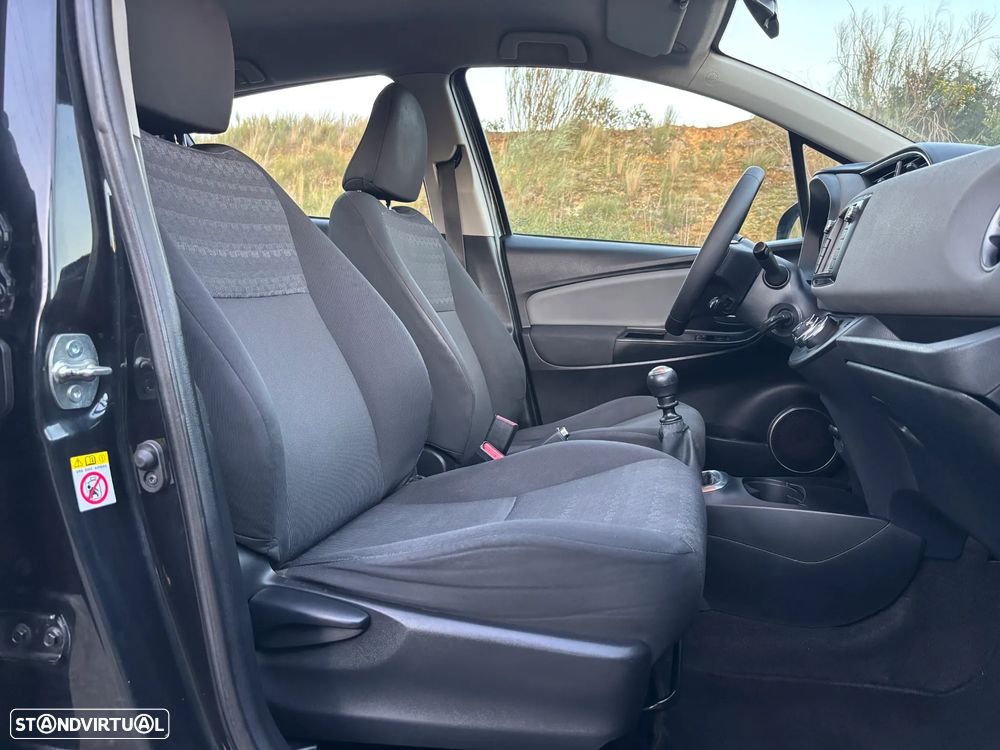 Toyota Yaris 1.4 D-4D Comfort+P.Style - 24