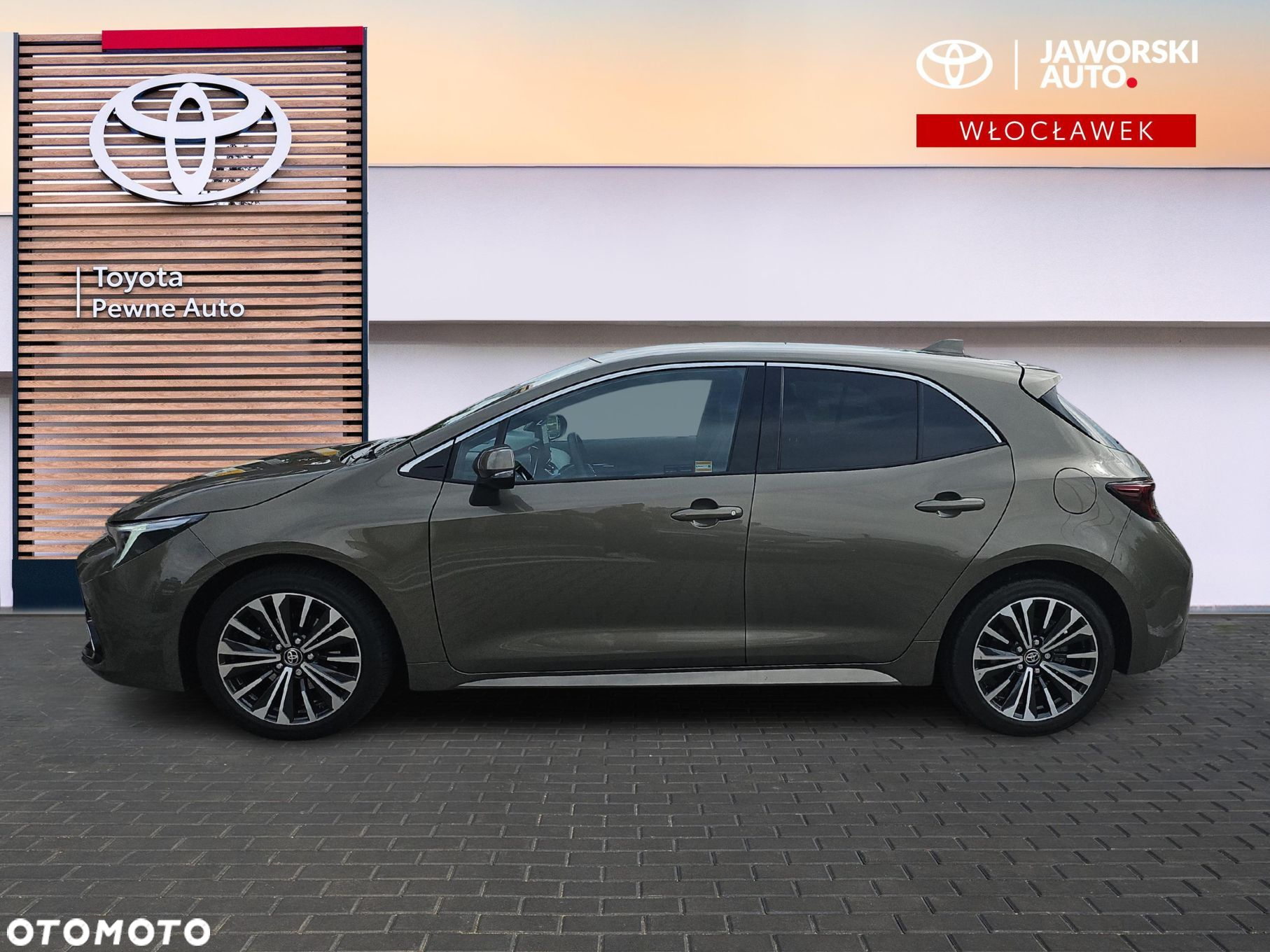 Toyota Corolla 1.8 Hybrid Style - 2