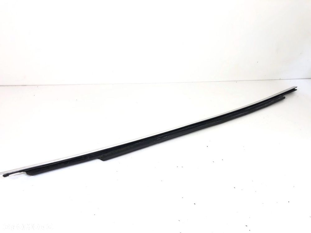 LISTWA ZGARNIAJĄCA TYŁ PRAWY  BMW 5 (G30, F90) 2016 - 2022 530 e Plug-in-Hybrid 135 kW [184 KM] - 2