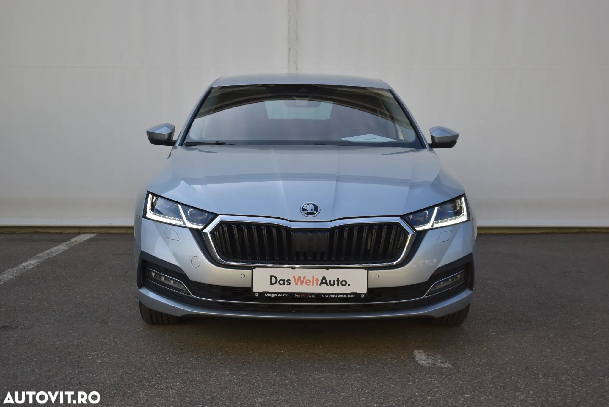 Skoda Octavia 2.0 TDI DSG Style - 1