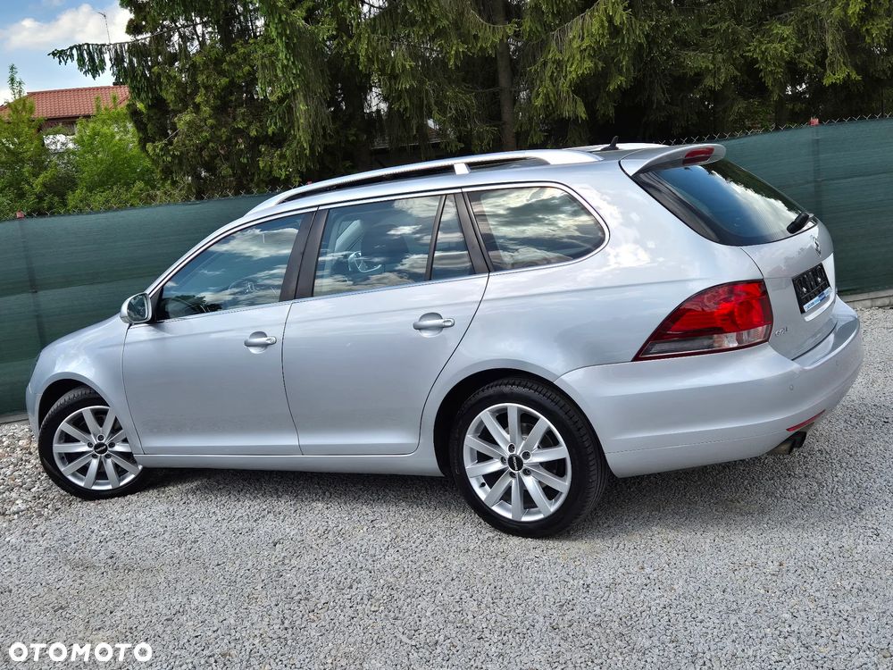 Volkswagen Golf 2.0 TDI DPF Highline - 5