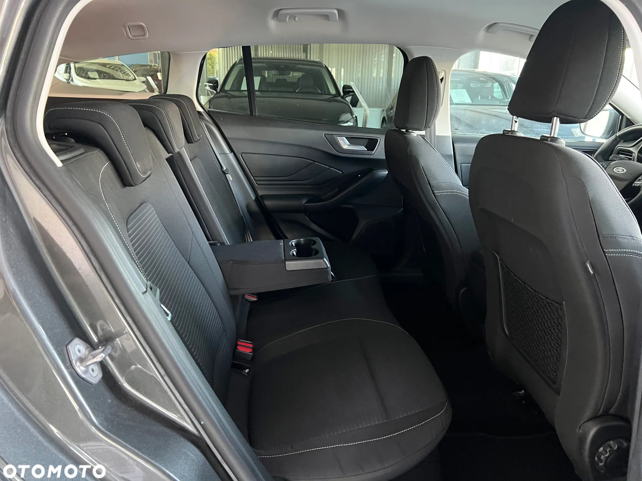 Ford Focus 1.0 EcoBoost Titanium - 34