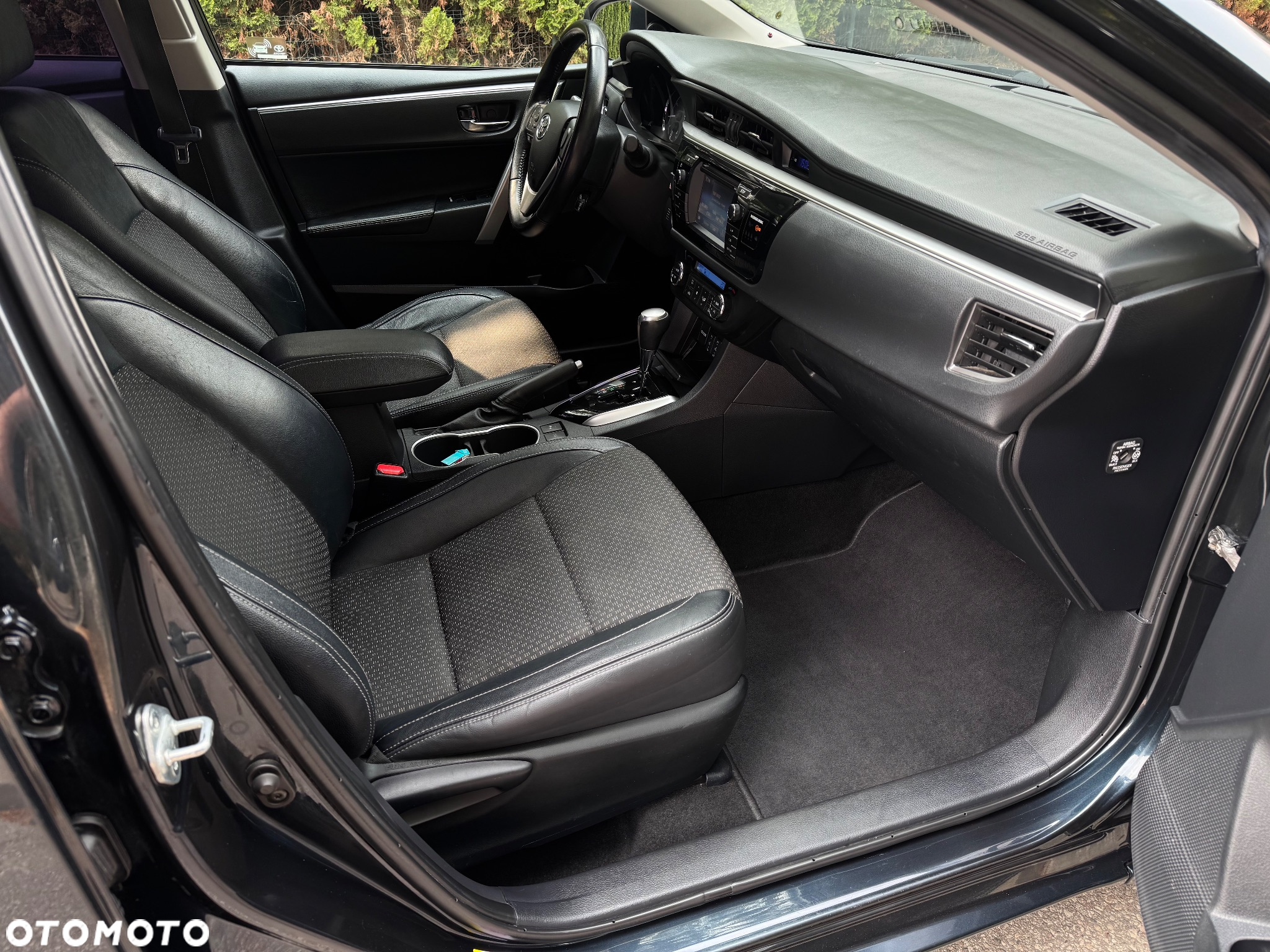Toyota Corolla 1.6 Prestige MS - 12