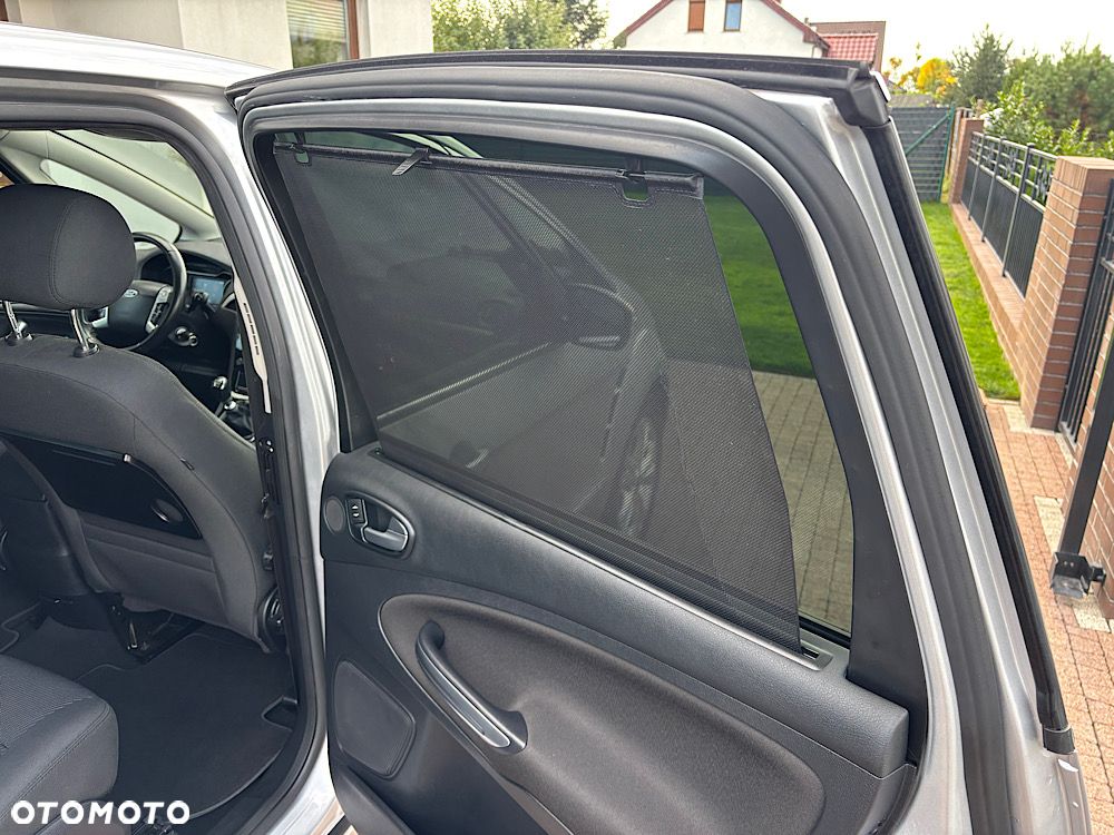 Ford S-Max 2.0 TDCi DPF Titanium - 34