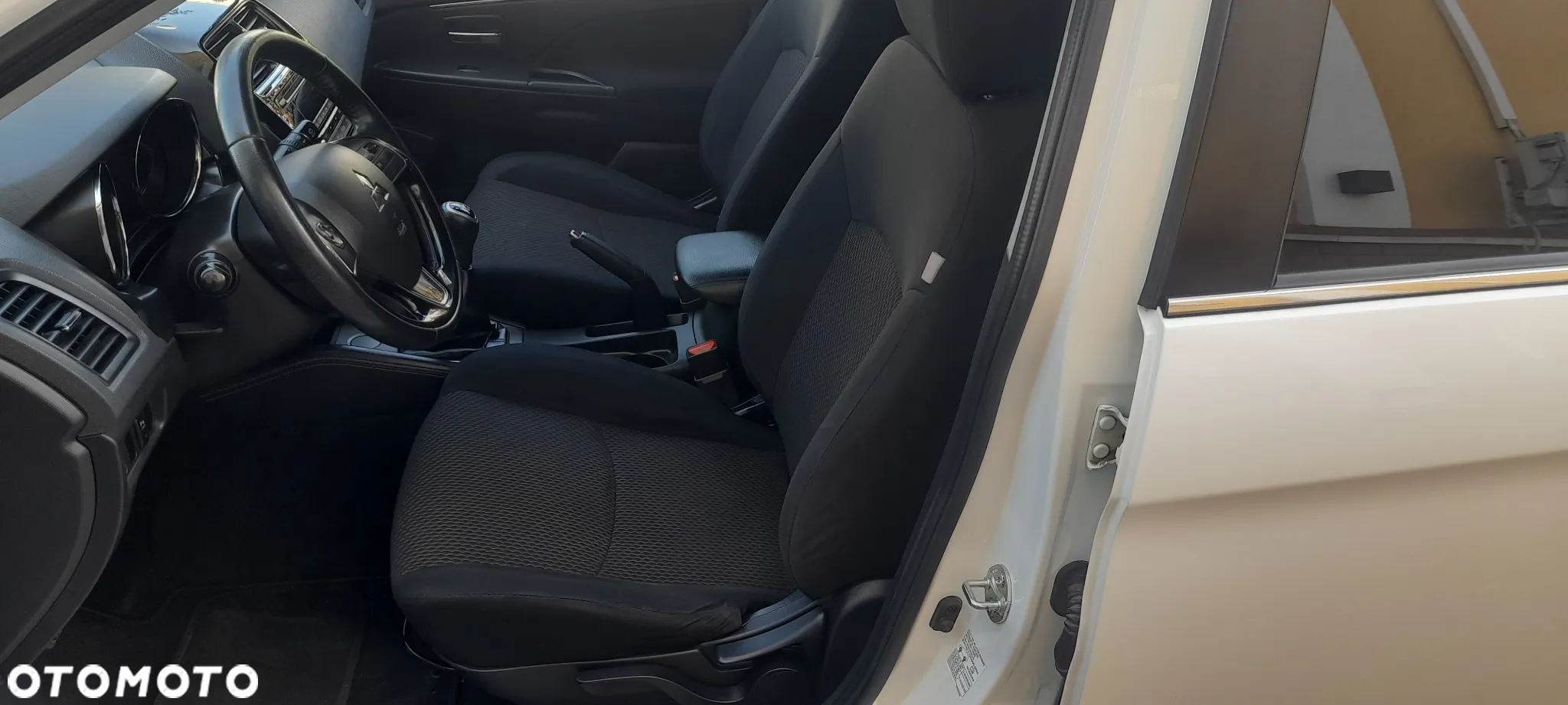 Mitsubishi ASX 1.6 Invite - 8