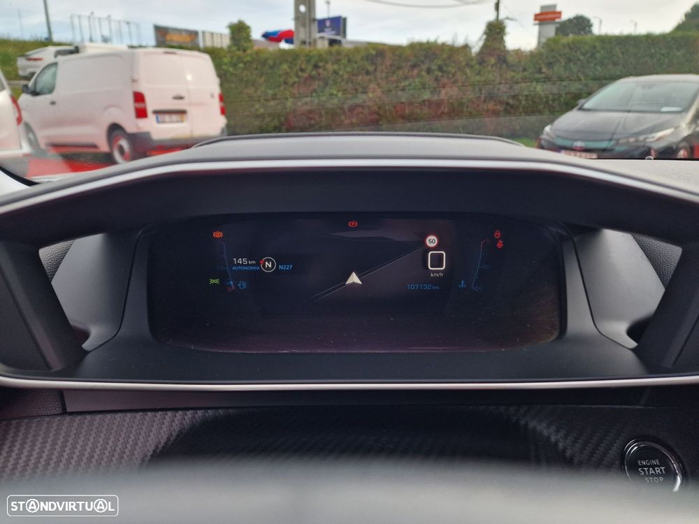 Peugeot 2008 1.5 BlueHDi Allure - 23