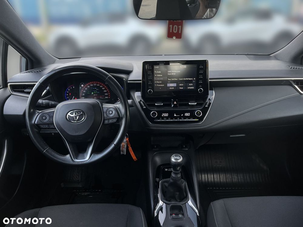 Toyota Corolla - 11