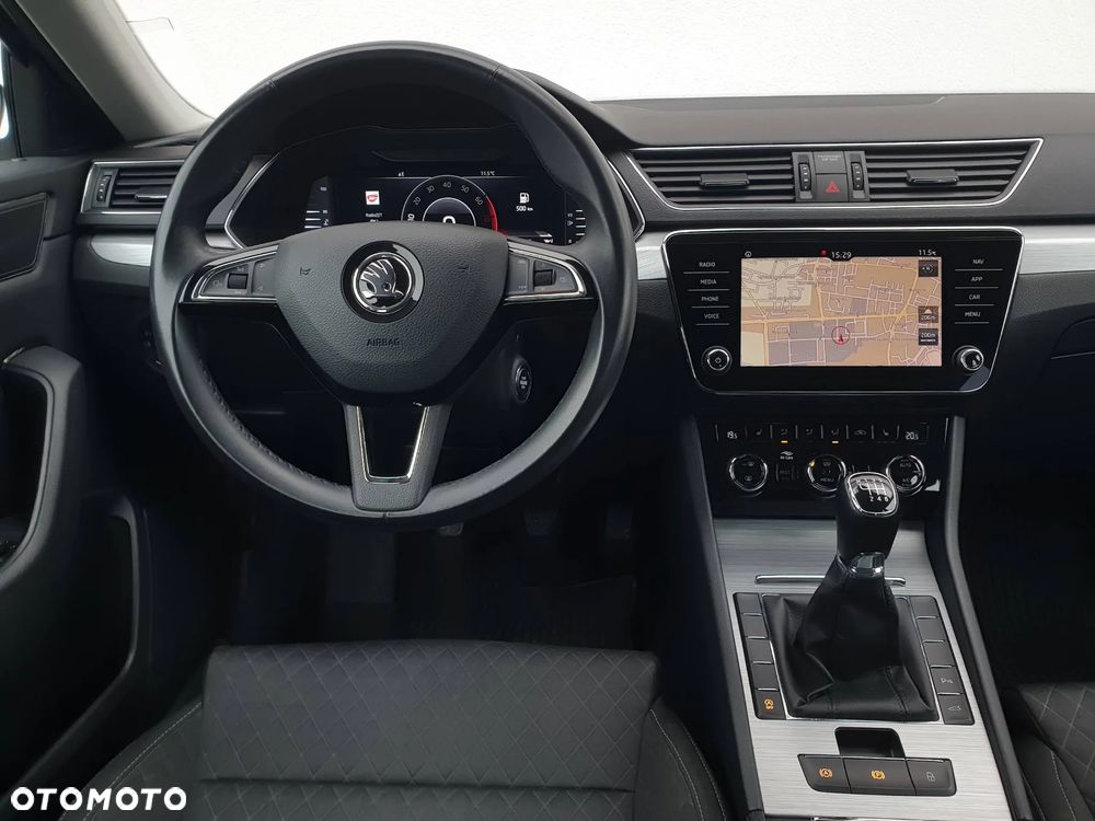 Skoda Superb 1.5 TSI Ambition - 6