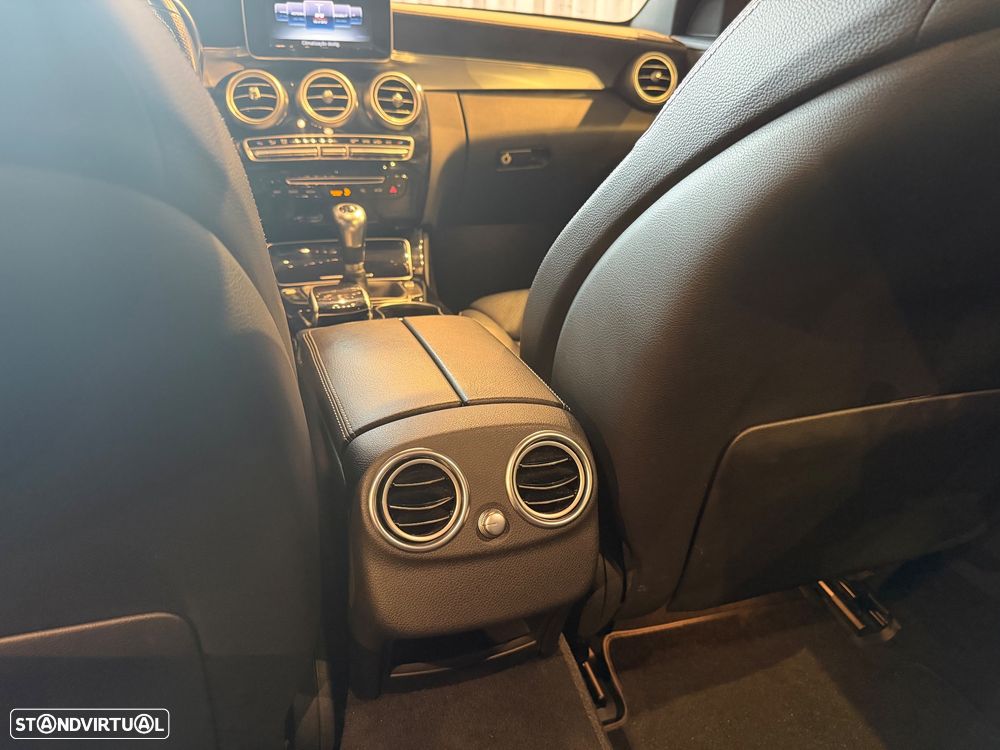 Mercedes-Benz A 180 CDI AMG Line - 25
