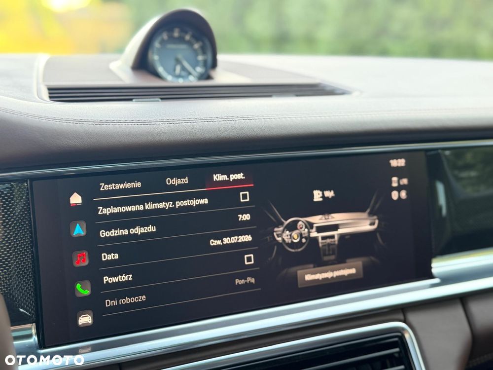Porsche Panamera - 30
