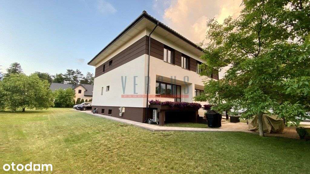 House - View 2