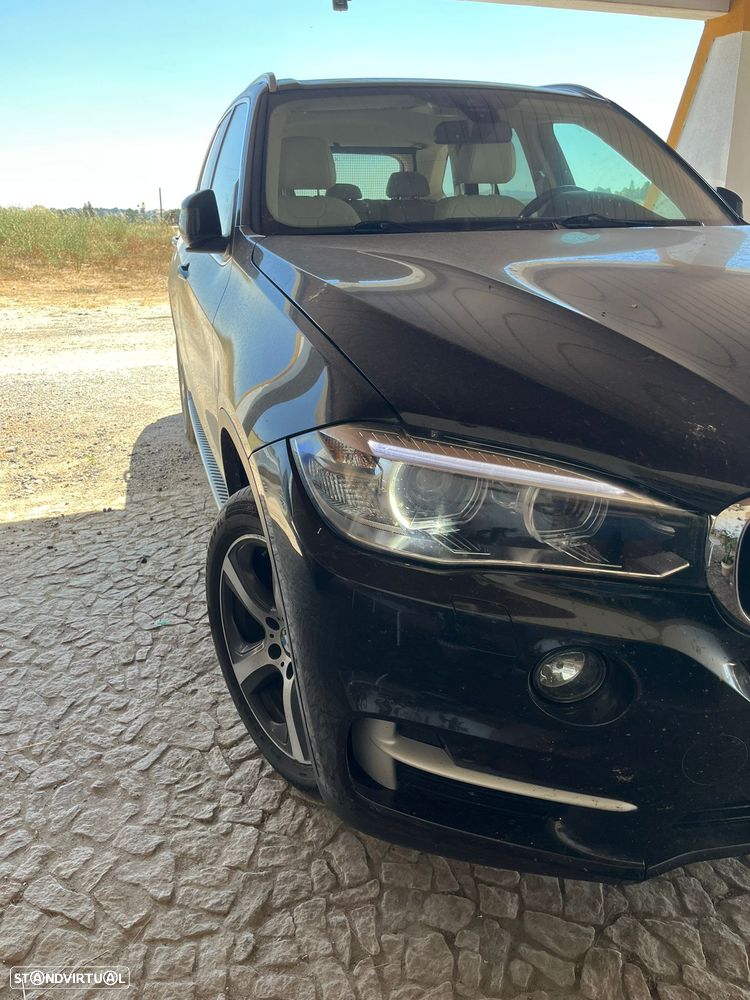 BMW X5 25 d sDrive Comfort 7L - 12