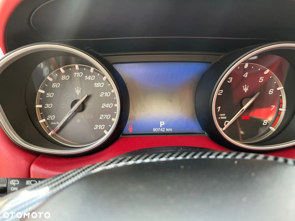 Maserati Levante Granlusso - 27