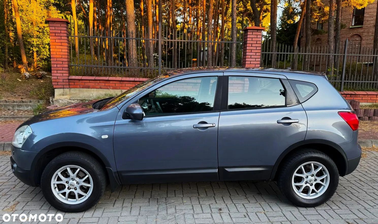 Nissan Qashqai - 1