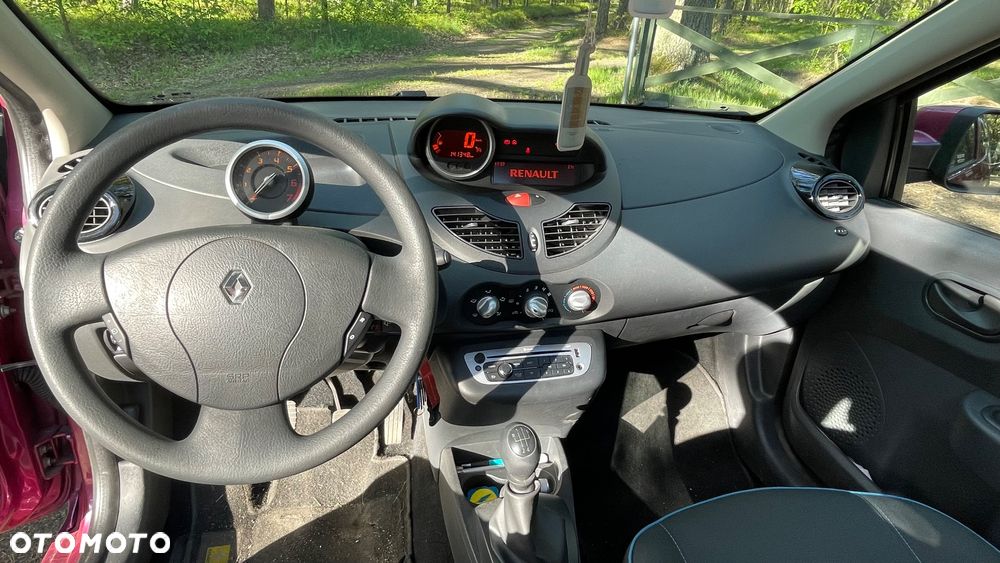 Renault Twingo 1.2 LEV 16V 75 eco2 - 19