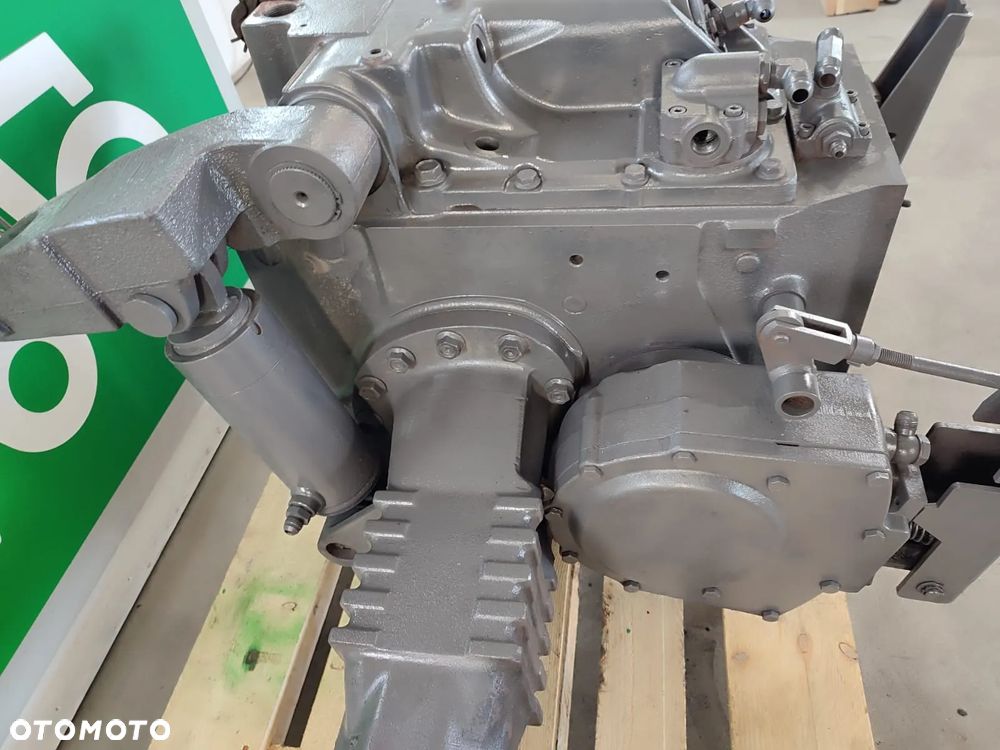 Most tylny kompletny 7700098349 CLAAS CELTIS 456 RX - 11