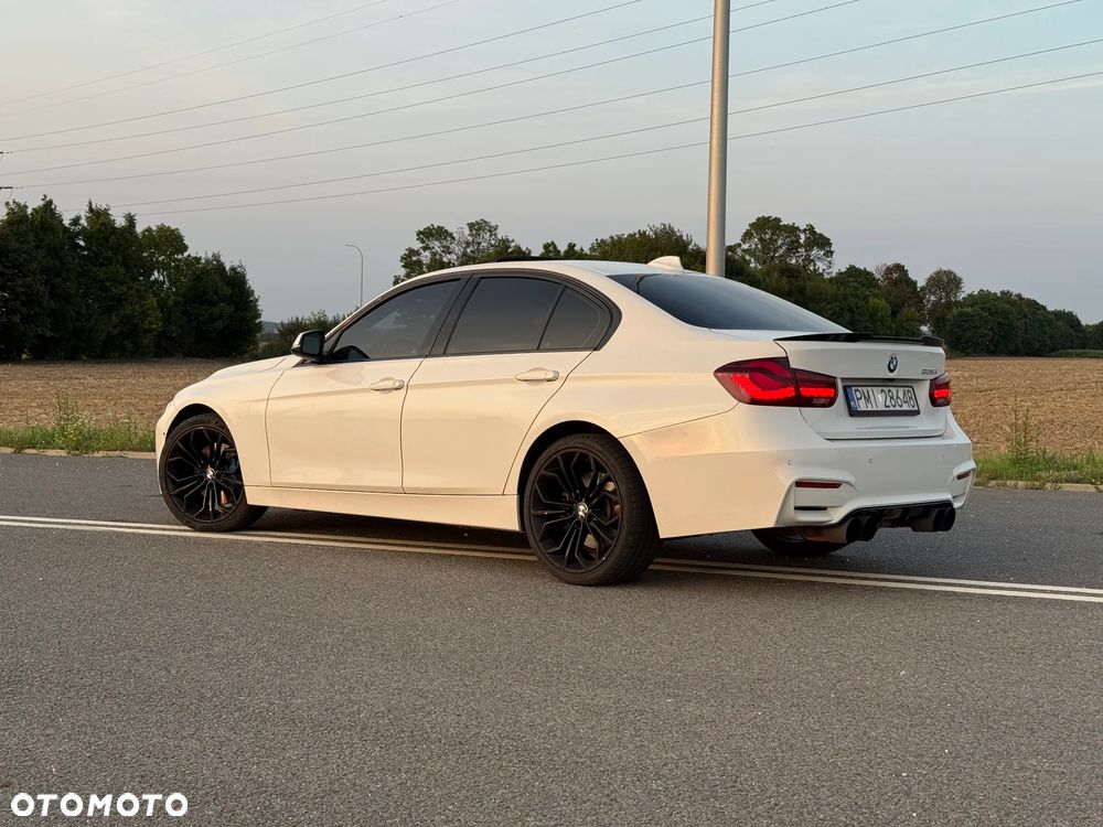 BMW Seria 3 335i xDrive Luxury Line - 5