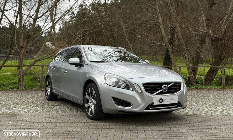 Volvo V60 2.4 D6 Summum AWD Phev - 2