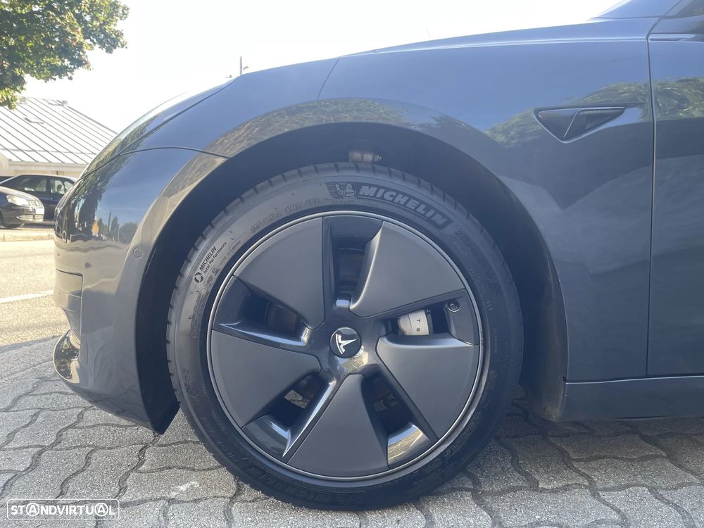 Tesla Model 3 RWD - 9