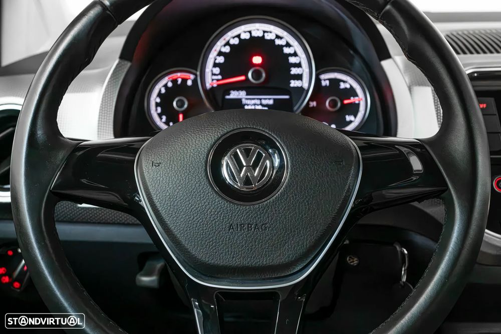 VW Up! 1.0 BlueMotion High - 13