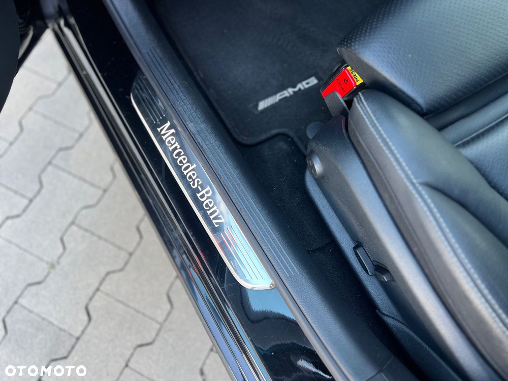 Mercedes-Benz Klasa C 200 4-Matic 7G-TRONIC - 29
