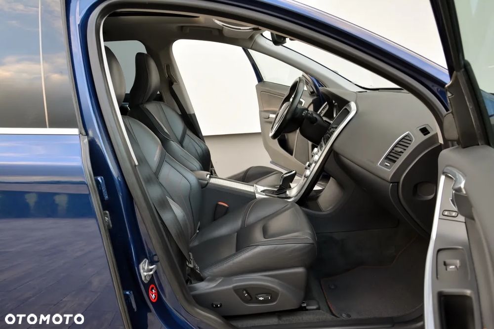 Volvo XC 60 D4 Geartronic Ocean Race - 22