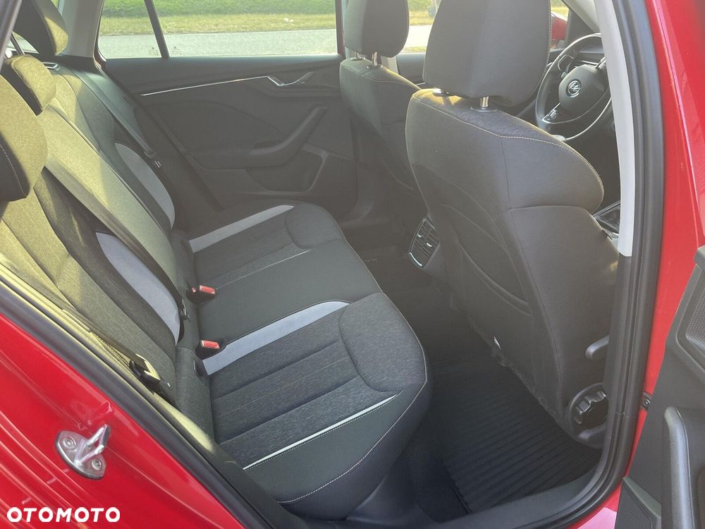 Skoda Kamiq 1.0 TSI Style DSG - 25