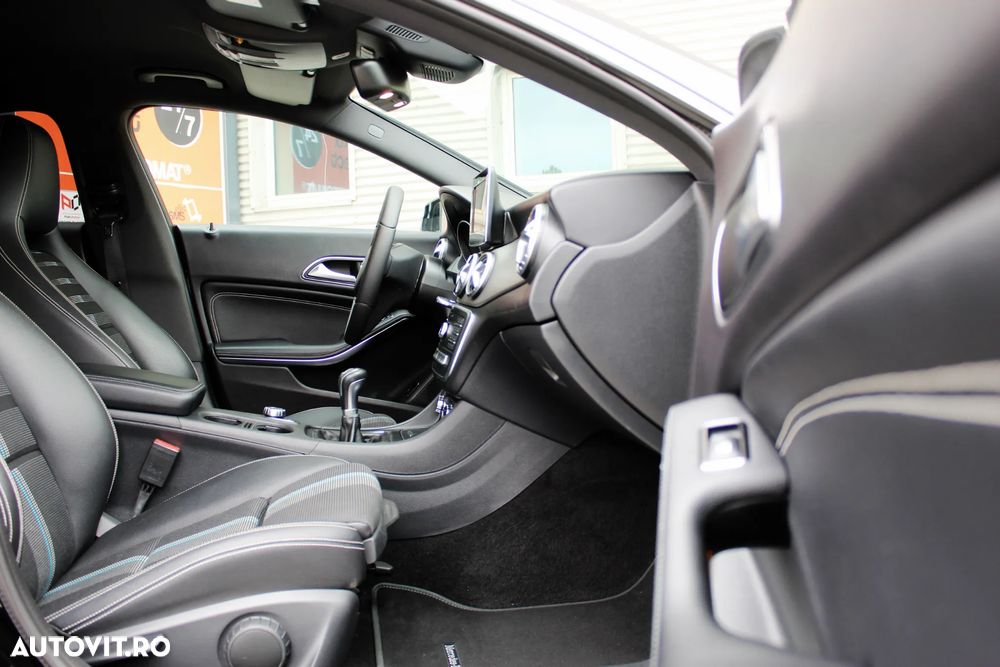 Mercedes-Benz CLA 200 (CDI) d Urban - 14