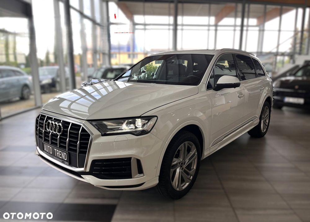 Audi Q7 - 1
