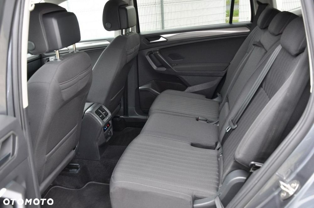 Volkswagen Tiguan Allspace 2.0 TSI 4Mot Life DSG 7os - 25