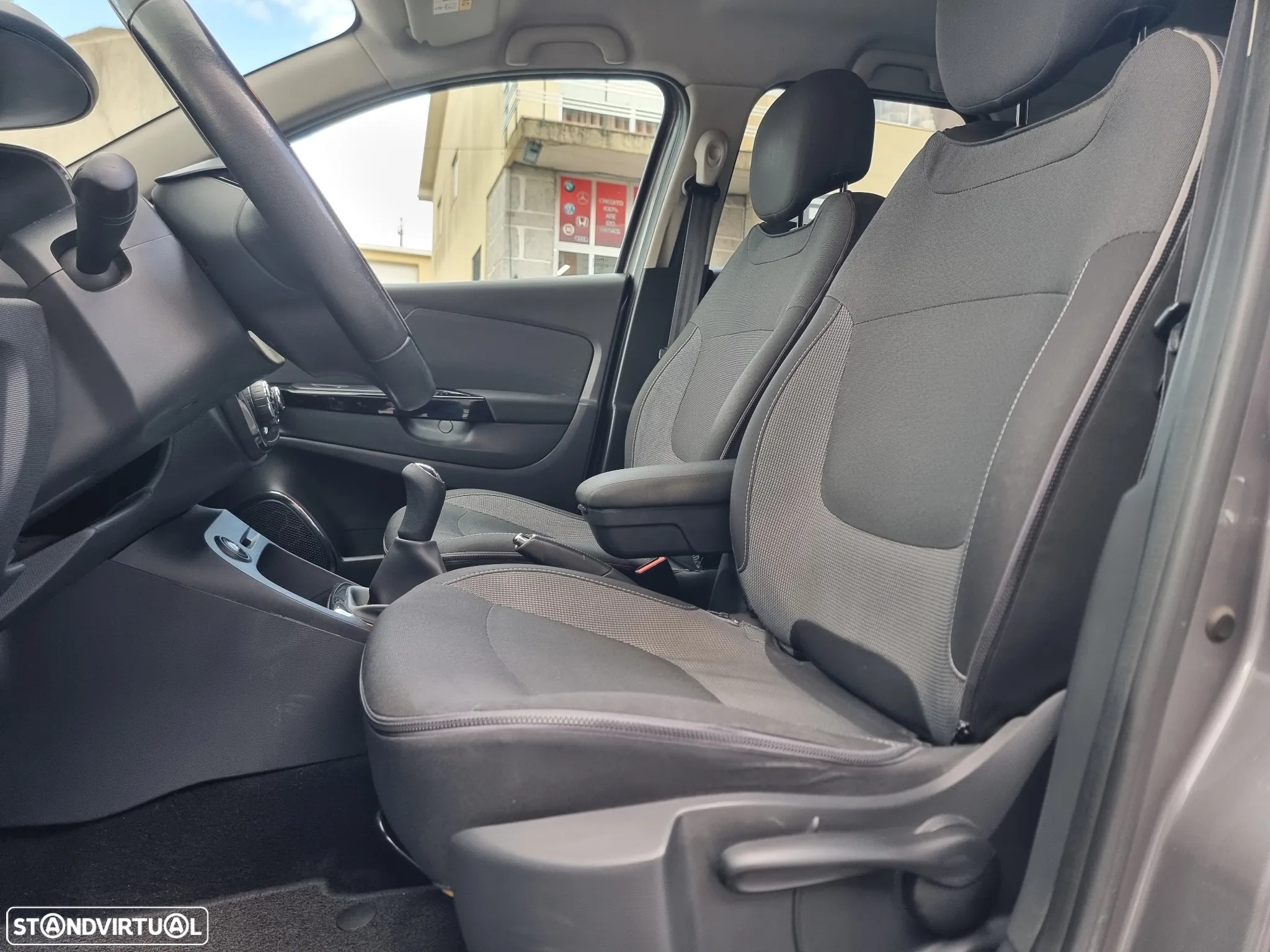 Renault Captur 0.9 TCE Exclusive - 12