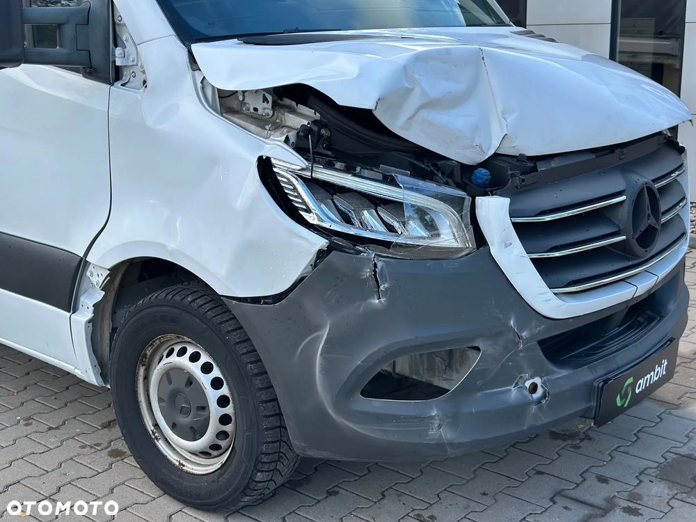 Mercedes-Benz Sprinter - 4