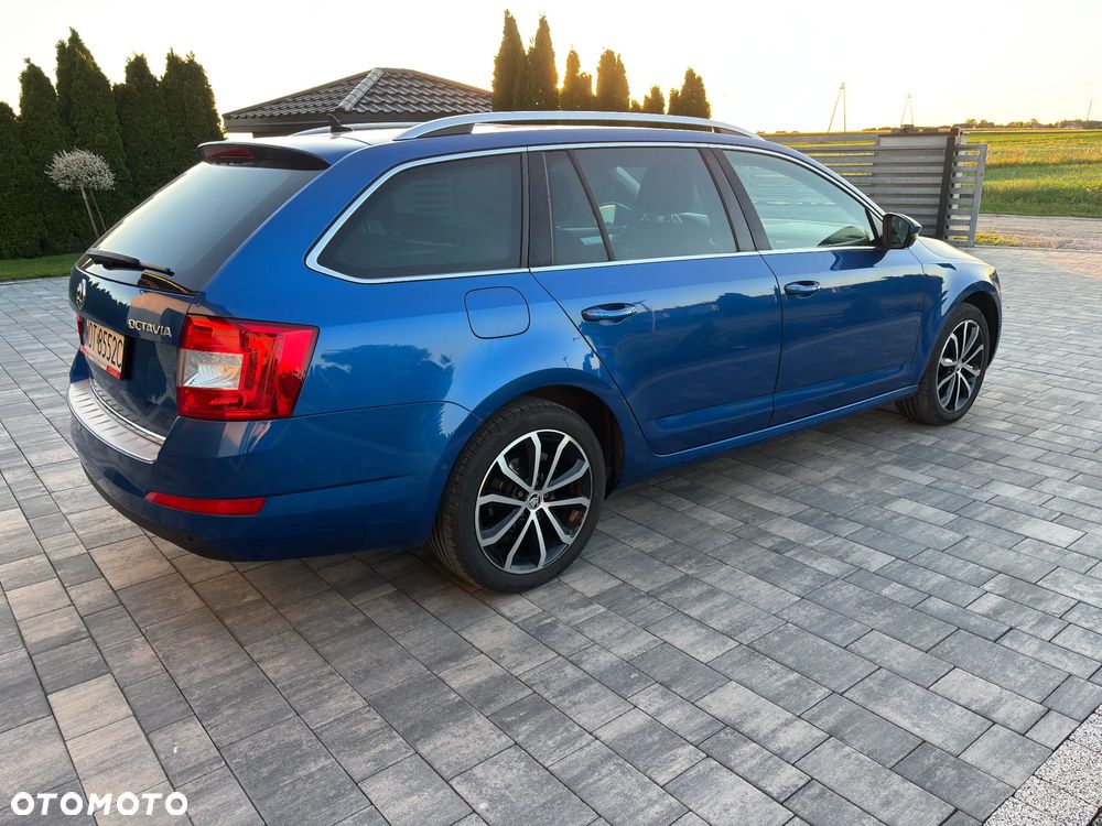 Skoda Octavia 2.0 TDI Elegance DSG - 8