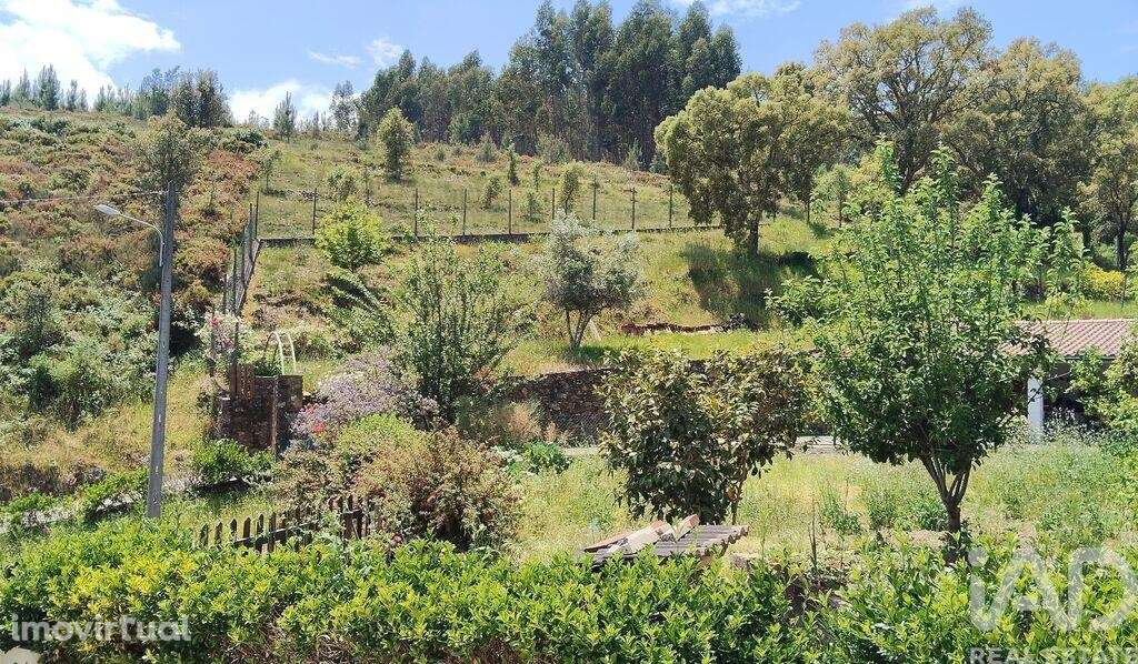 Casa / Villa T4 em Alvares de 132,00 m2 - Grande imagem: 2/30