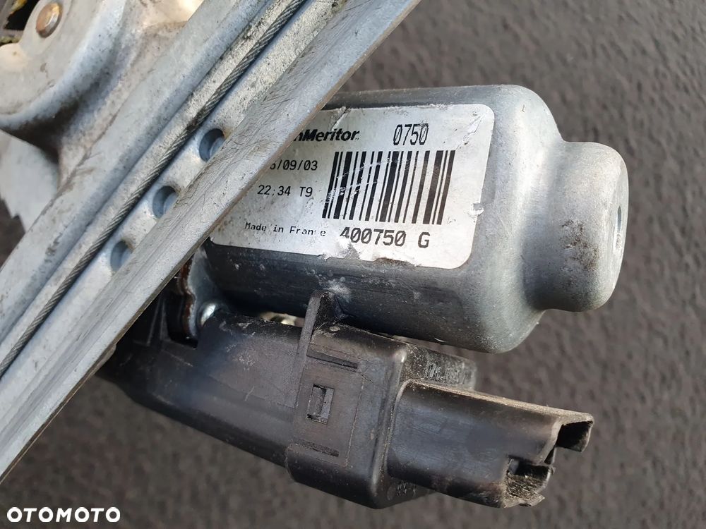 RENAULT SCENIC II PODNOŚNIK SZYBY PRAWY TYŁ ELEKTRYCZNY 6PIN - 4