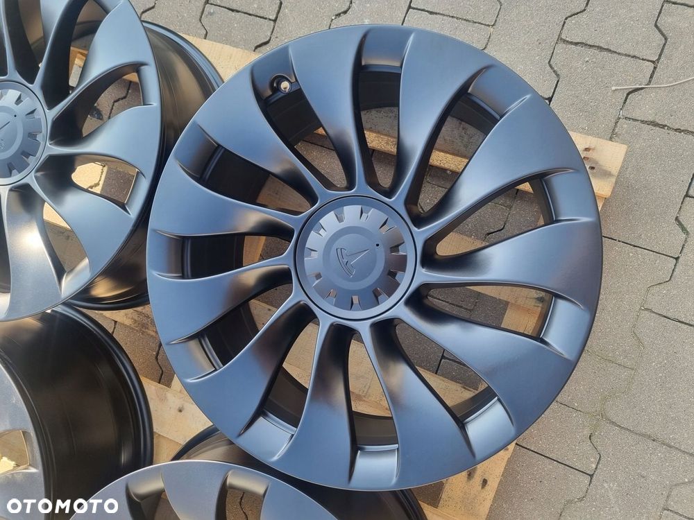 Felgi oryginał Tesla 1044267-00-A 20x9J ET 34 5x114.3 - 4