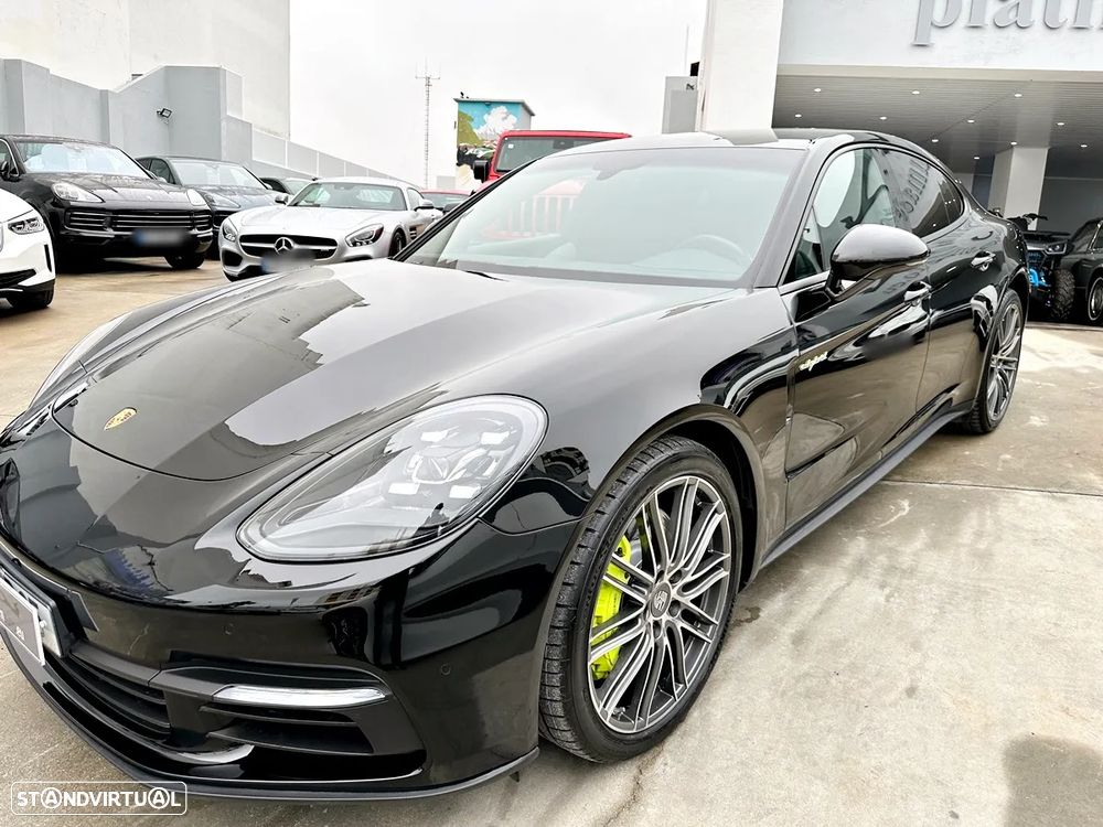 Porsche Panamera 4 E-Hybrid - 56