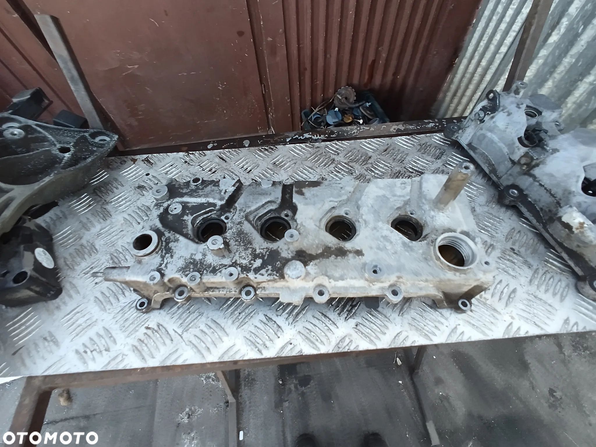 fiat alfa 1.4 pokrywa dekiel zaworow f1122a2 - 1