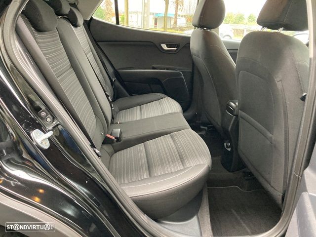 Kia Stonic 1.0 T-GDI 100 OPF DCT7 Edition 7 - 37